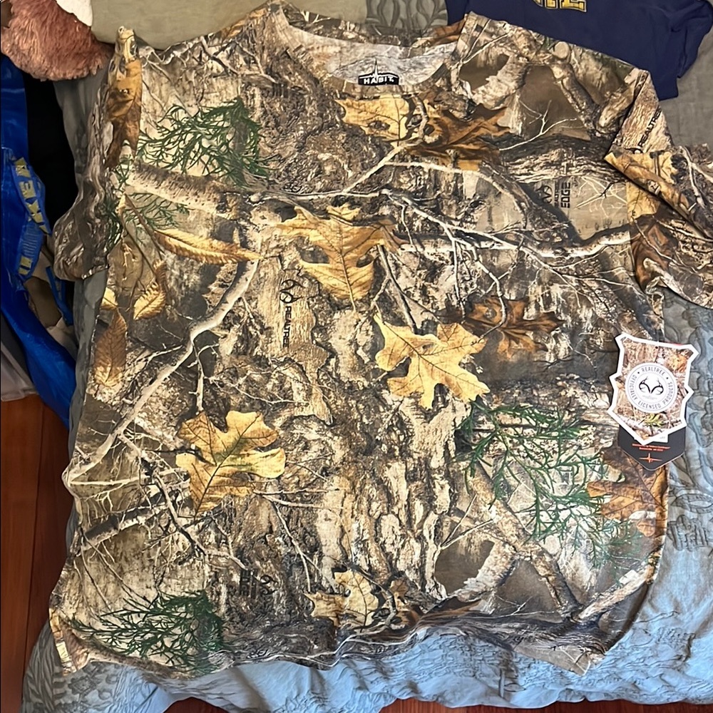 Realtree Camouflage Outdoor Shirt